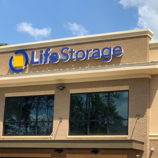 Life Storage - Lithonia, GA