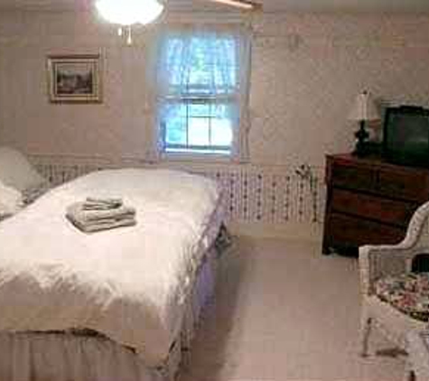 Shaker Farm Bed & Breakfast - Enfield, NH