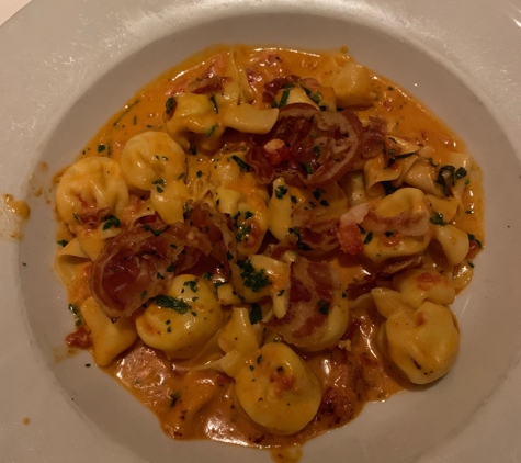 Brio Tuscan Grille - Freehold, NJ