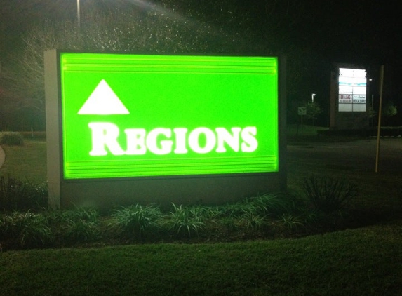 Regions Bank - Pearland, TX