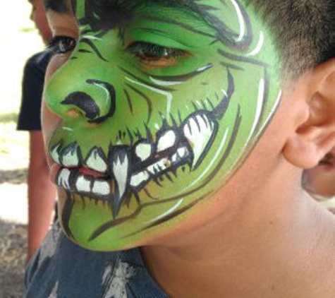 Doreen Lazzano Face Painting