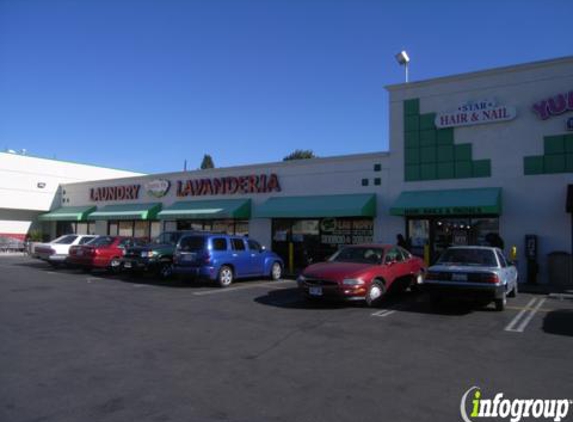 Yum-Yum Donuts - Canoga Park, CA