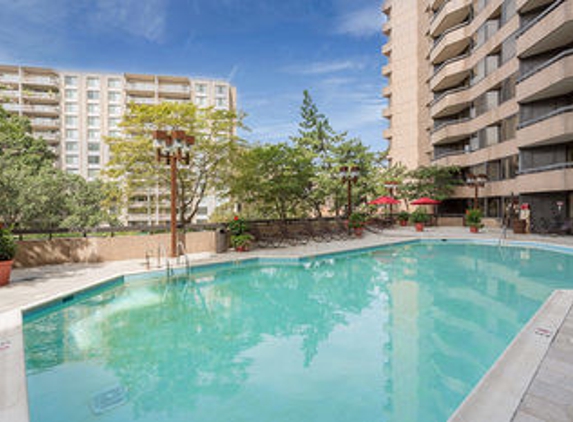 Oakwood Crystal City - 790 - Arlington, VA