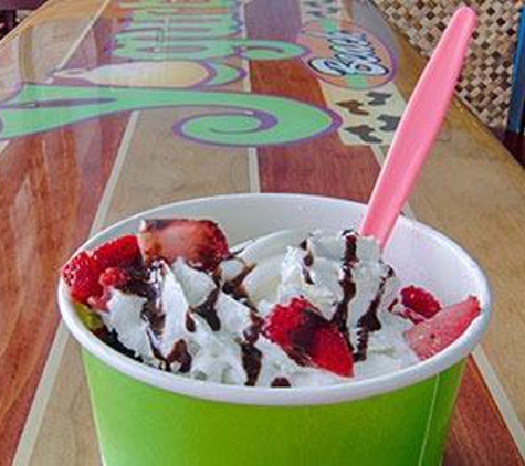 Yogurt Beach - Naperville, IL