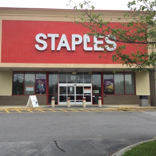 Staples - Hendersonville, NC