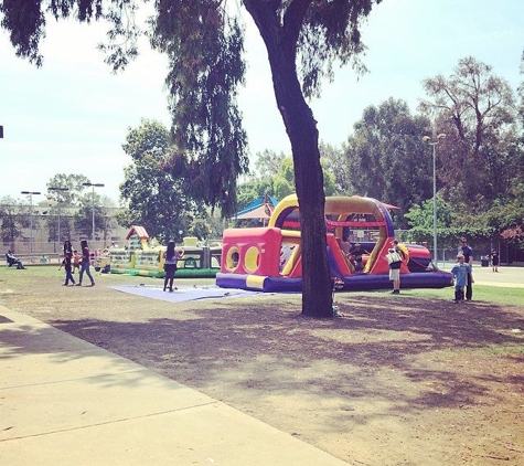 Barrington Recreation Center - Los Angeles, CA