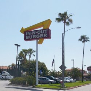 In-N-Out Burger - La Mirada, CA