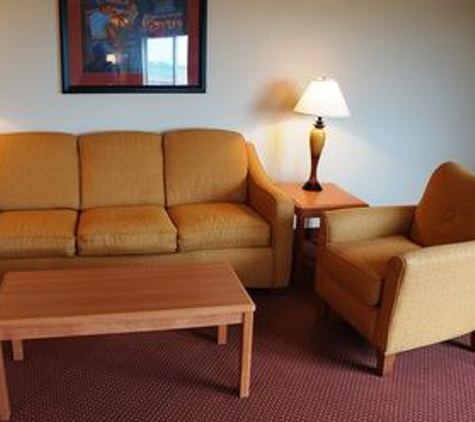 AmericInn - Anamosa, IA