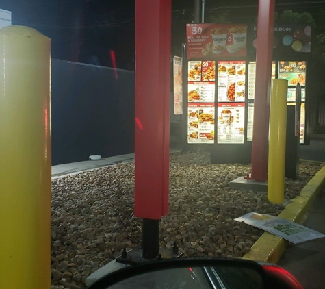 Taco Bell / KFC - San Antonio, TX