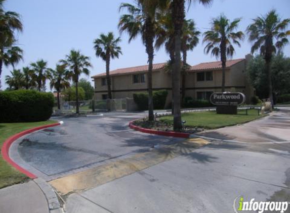 Parkwood Apartments - Palm Springs, CA