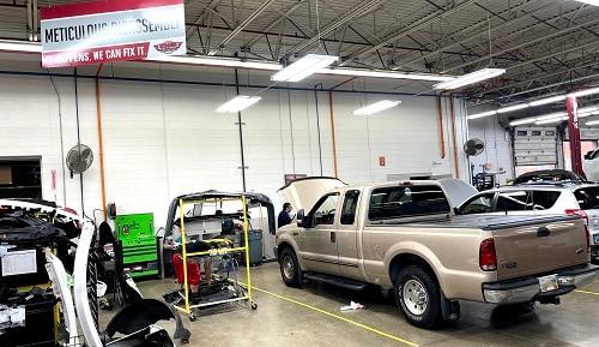 D&S Automotive Collision & Restyling | Kirtland - Kirtland, OH
