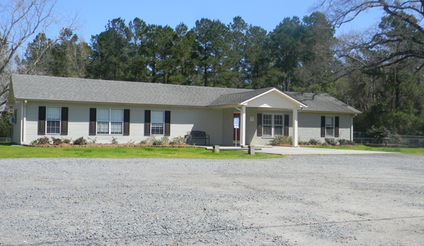 Paws & Claws Animal Hospital - Deridder, LA