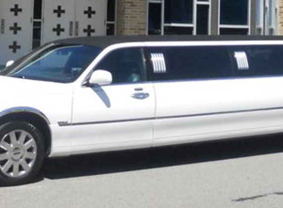 Bristol Coach Limousine - Norton, MA