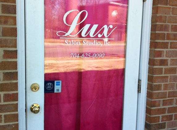 Lux Salon Studio - Charlotte, NC