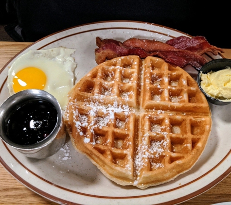 Banning's Restaurant & Pie House - Portland, OR