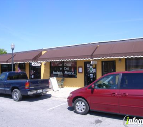 Lyn's Ice Cream & Sandwich Shoppe - Clermont, FL