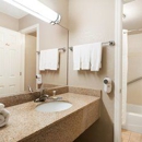 Super 8 by Wyndham Ormond Beach - Hotels