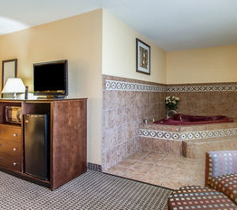 Comfort Inn - Mount Pleasant, IA