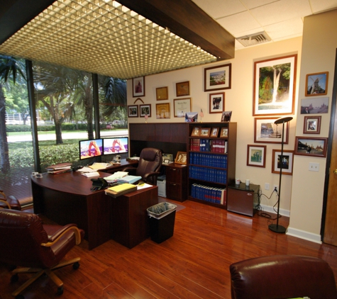 Law Offices of Alex T. Barak, P.A. - Hollywood, FL