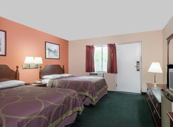 Days Inn - Lenox, MA