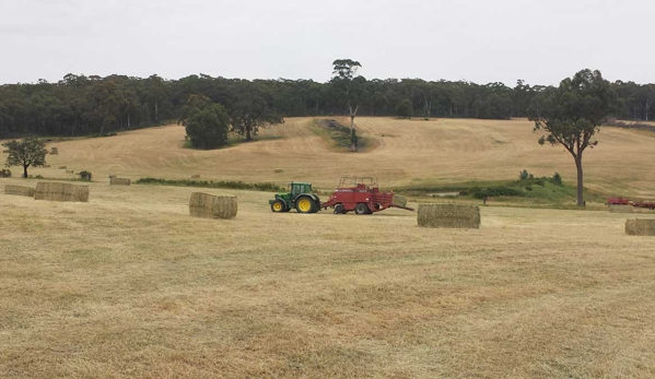Chesterfield Transport - Marrar, NSW. Hay Transport