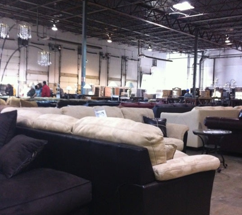 American Freight Furniture, Mattress, Appliance - West Chester, OH