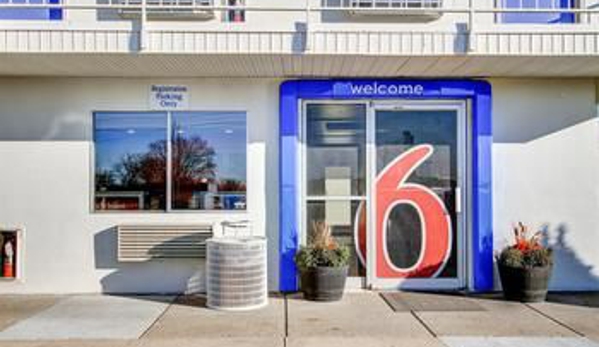 Motel 6 - Green Bay, WI