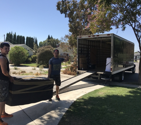 RC Moving - Canoga park, CA. Our strong and professional movers always glad to help you!