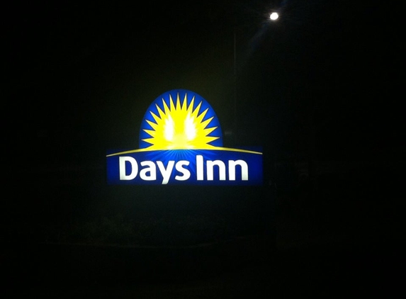 Days Inn by Wyndham Santa Maria - Santa Maria, CA