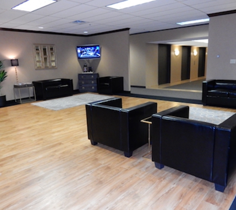 Executive Workspace - Fort Worth, TX. Waiting Area
