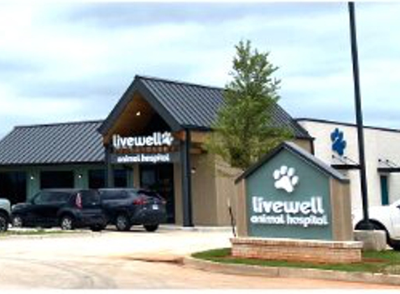 Livewell Animal Hospital of Edmond - Edmond, OK