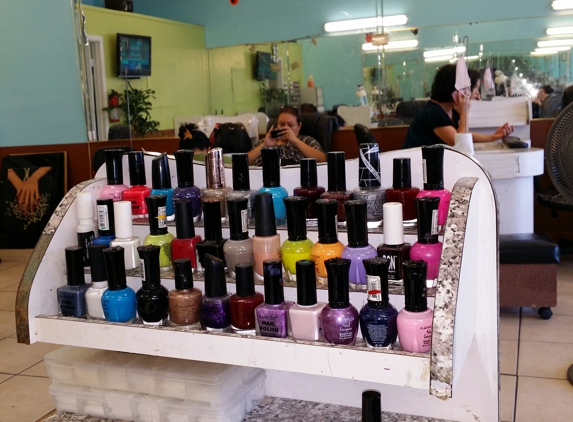 Expert Nails - Los Angeles, CA