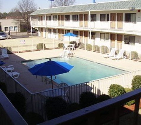 Rodeway Inn - Memphis, TN