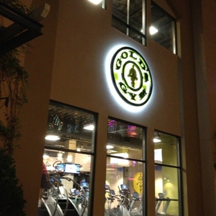 Gold's Gym - Valencia, CA