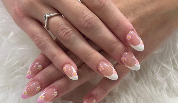 Elegant Nail Salon - Smithtown, NY