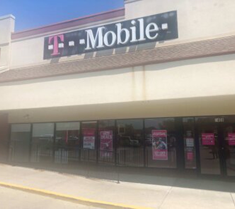 T-Mobile - Raytown, MO