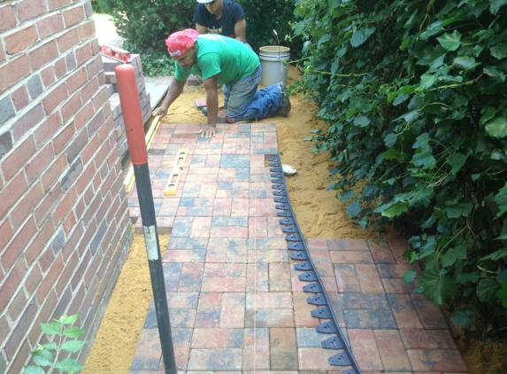 Flores landscaping & construction llc - Silver spring, MD