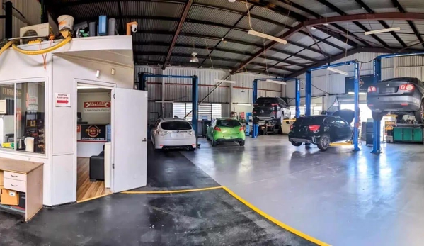 Brisbane Automotive & Mechanical - Seventeen Mile Rocks, QLD