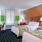 Fairfield Inn & Suites