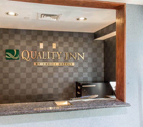 Quality Inn - Floral Park, NY