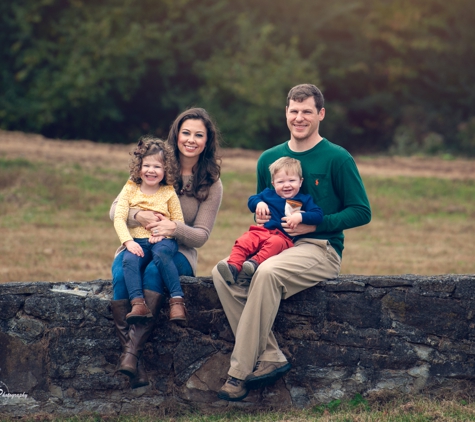 Vera Magee Photography - Thompsons Station, TN. Family Group Photo Nashville