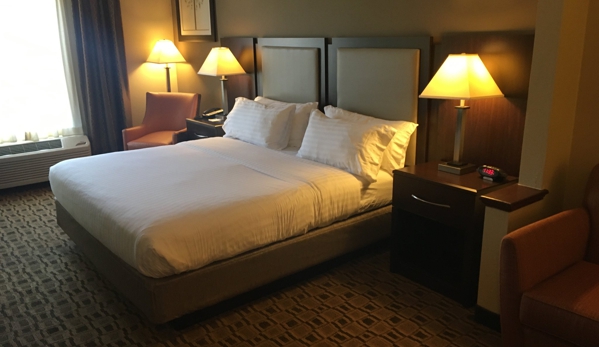 Holiday Inn Express & Suites Albemarle - Albemarle, NC