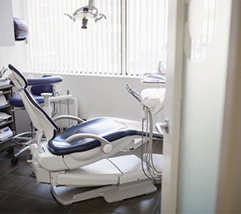 Everton Park Denture Clinic - Everton Park, QLD