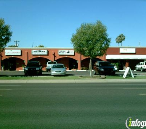 Unique Pianos Consignment Showroom - Phoenix, AZ