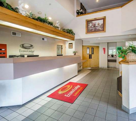 Econo Lodge - London, KY