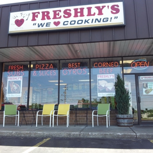 Freshlys Gyros & Cornedbeef - Willoughby, OH