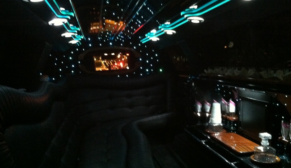 Millennium Chicago Limousine . - Chicago, IL