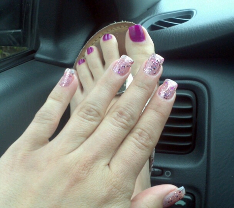 Topline Nails - Pico Rivera, CA