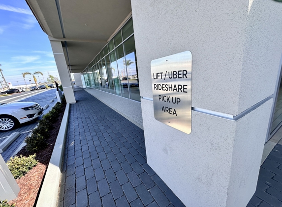 Jaguar Land Rover Carlsbad Hoehn - Carlsbad, CA