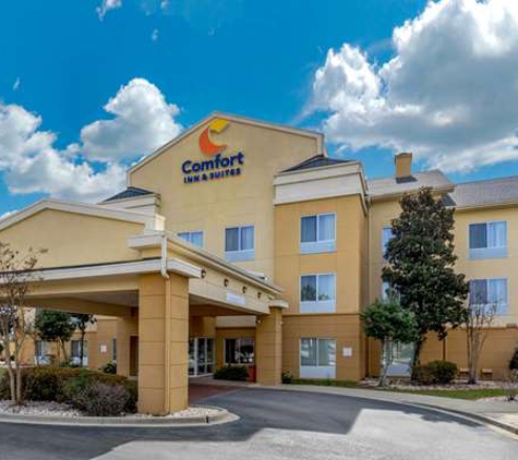 Comfort Inn & Suites - Camden, SC